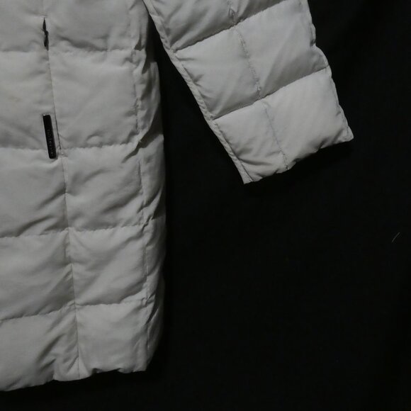 Liz Claiborne | medium | Reversible Black - White Quilted Puffer Coat - Picture 7 of 16
